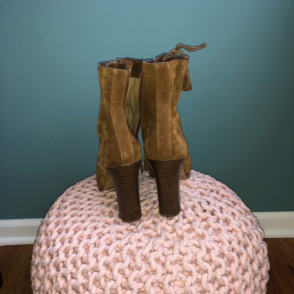 Worn once! Michael Kors suede boots - Picture 4 of 7